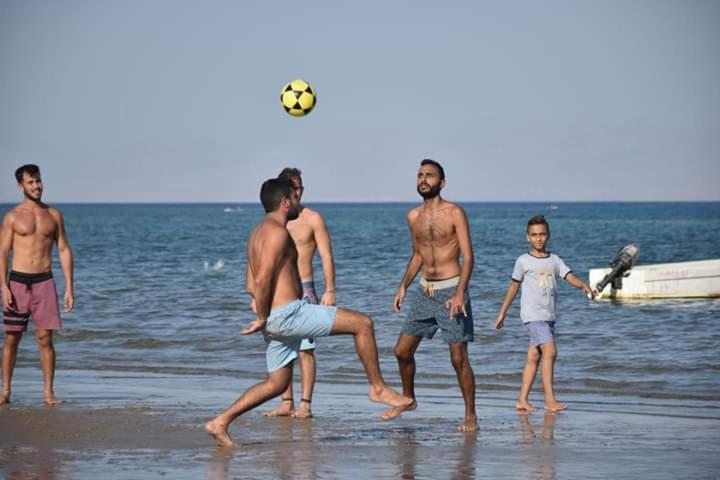 Sebaii Camp السباعى كامب شاطئ الترابين بجوار ويت بالس Hostel Nuweiba` Buitenkant foto
