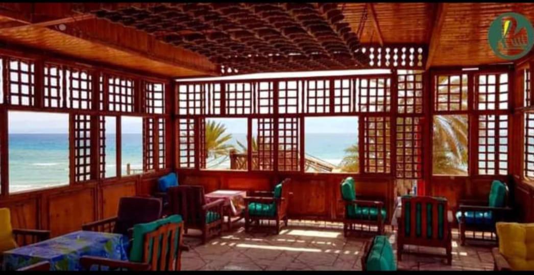 Sebaii Camp السباعى كامب شاطئ الترابين بجوار ويت بالس Hostel Nuweiba` Buitenkant foto