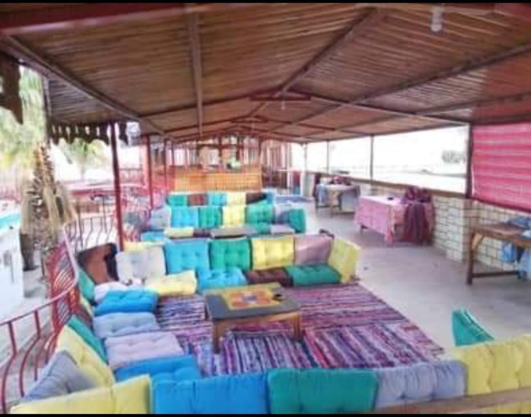 Sebaii Camp السباعى كامب شاطئ الترابين بجوار ويت بالس Hostel Nuweiba` Buitenkant foto